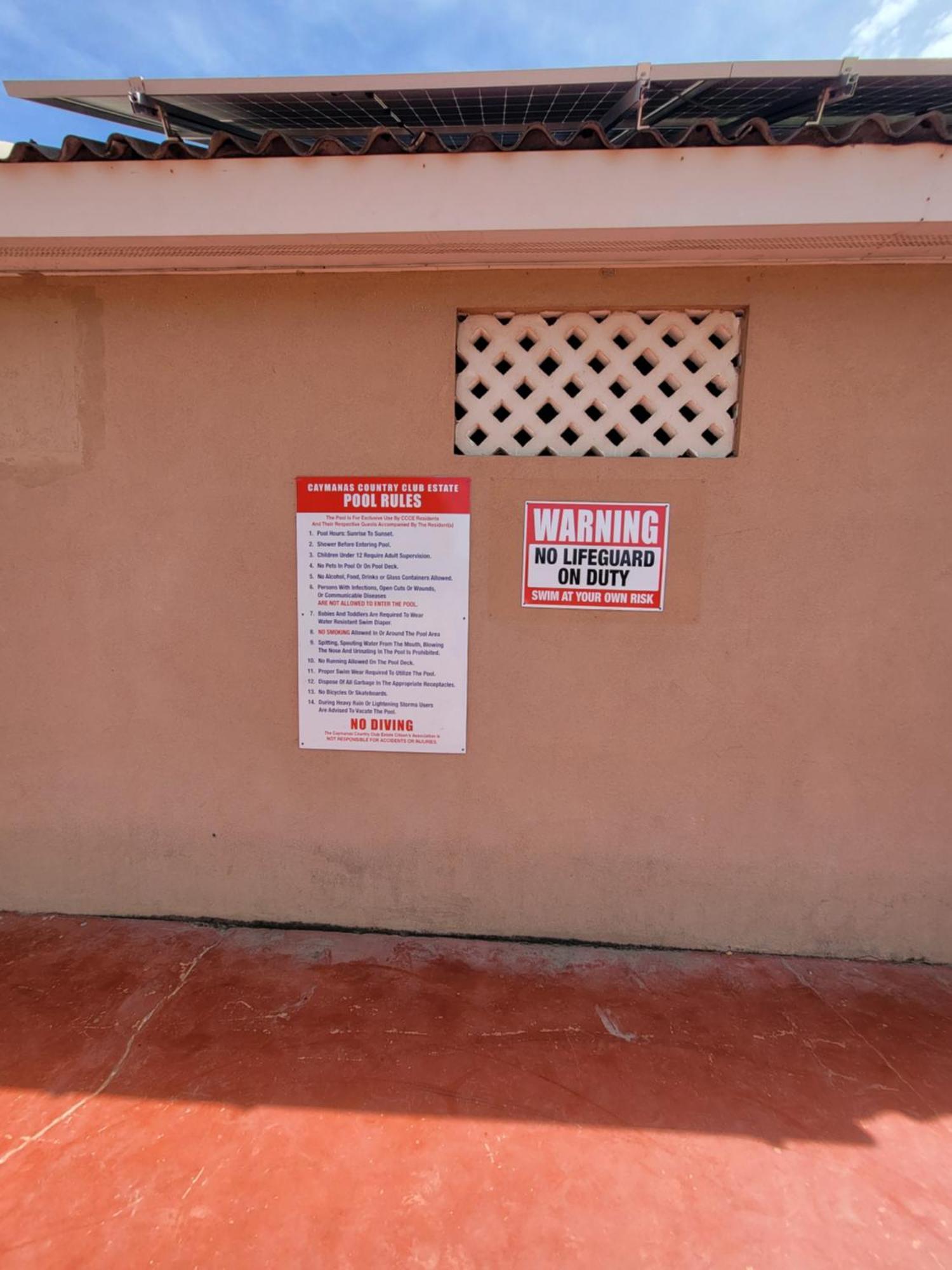 Comfortable Strategic Lodging Quarters Spanish Town Exterior foto